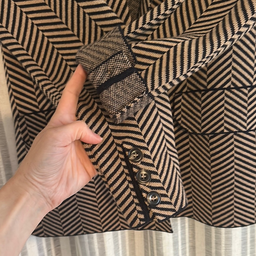 Herringbone Patterned Women's Blazer - image 4